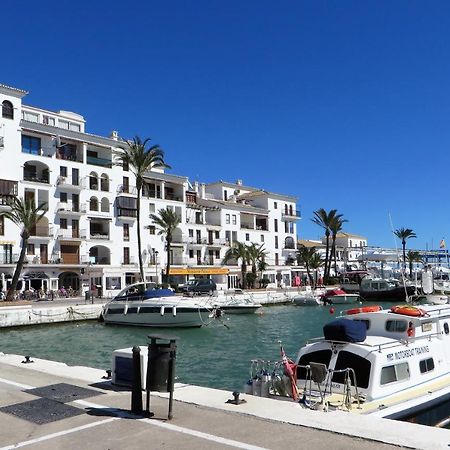 Salinas. Apartment For 4. Terrace/Parking/Pools/Gym/4Mins Beach Estepona Eksteriør bilde